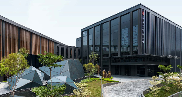 新加坡华中国际学校：致力于学生综合素质提升的领跑者